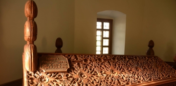 Erzurumlu �brahim Hakk� ve �smail Fakirullah (k.s) T�rbesi