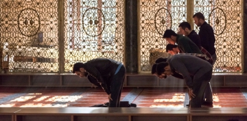 Cen�b-� Allah, Sek�neyi M�minlerin Kalplerine �ndirdi