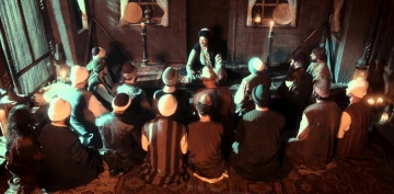 �nsan Bir Dervi�tir