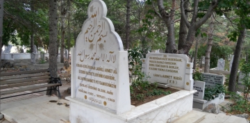 Zamana De�er Verenler - L�dikli Hac� Ahmet A�a (k.s)