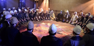 �mer H�d�� Baba K��eng� Hazretleri ve M�r�idi